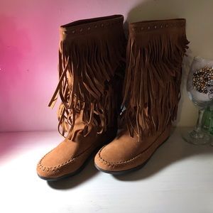 SOLD SOLD Boots Sh-02